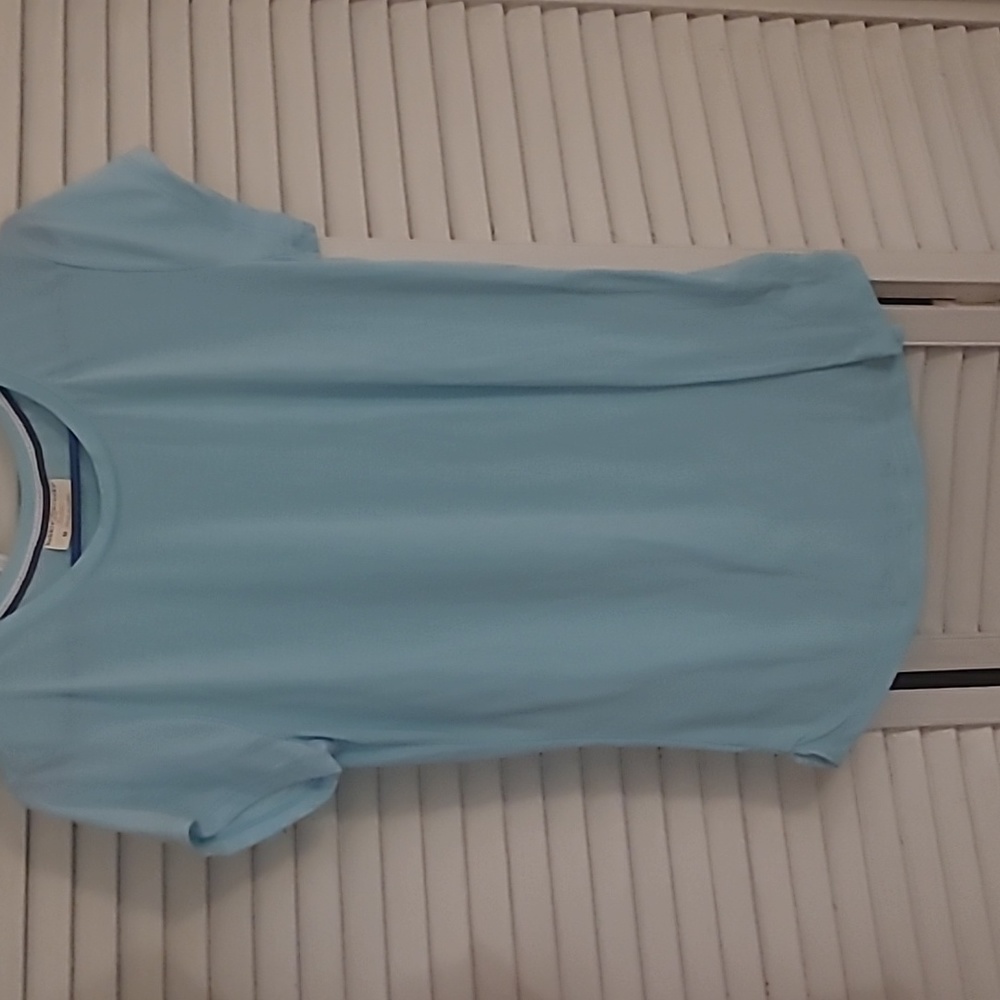 Bobbie Brooks medium shirt